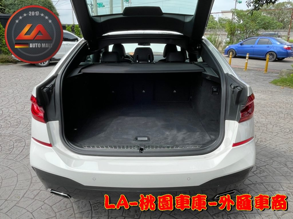 代購外匯BMW 640i GT 價格、配備、馬力、規格、油耗介紹，2018 BMW 640i GT 外匯車代購流程分享。LA-桃園車庫代購外匯BMW 640i GT 回台價格會划算嗎?BMW 640i GT外匯車代購回台價格划算嗎? LA-桃園車庫 如何代購BMW 640i GT外匯車? BMW 640i GT外匯車與台灣總代理價格差多少呢? BMW 640i GT外匯車規格、馬力、油耗、配備介紹~ LA-桃園車庫 協助客戶代購BMW 640i GT流程分享~桃園、台北、新竹、北部地區有推薦的外匯車商嗎? LA桃園車庫是台灣Mobile01、PTT網友推薦的外匯車商之一~為什麼大家都要推薦LA-桃園車庫外匯車商代購外匯車呢?LA-桃園車庫評價又是如何？LA-桃園車庫是黑心車商嗎？